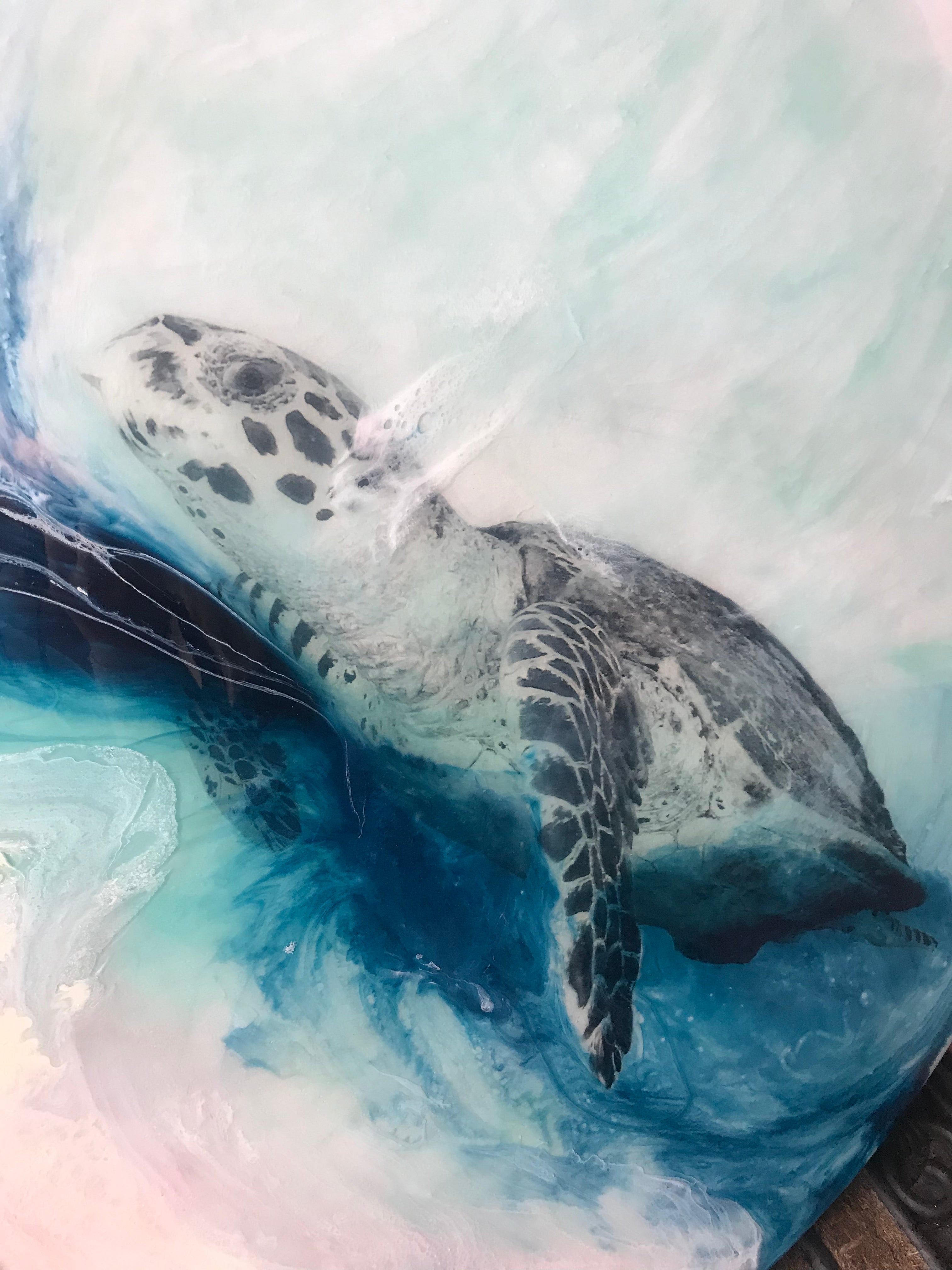 Sea Turtle 2.0. Hawaii Island Seascape. Round Artwork.