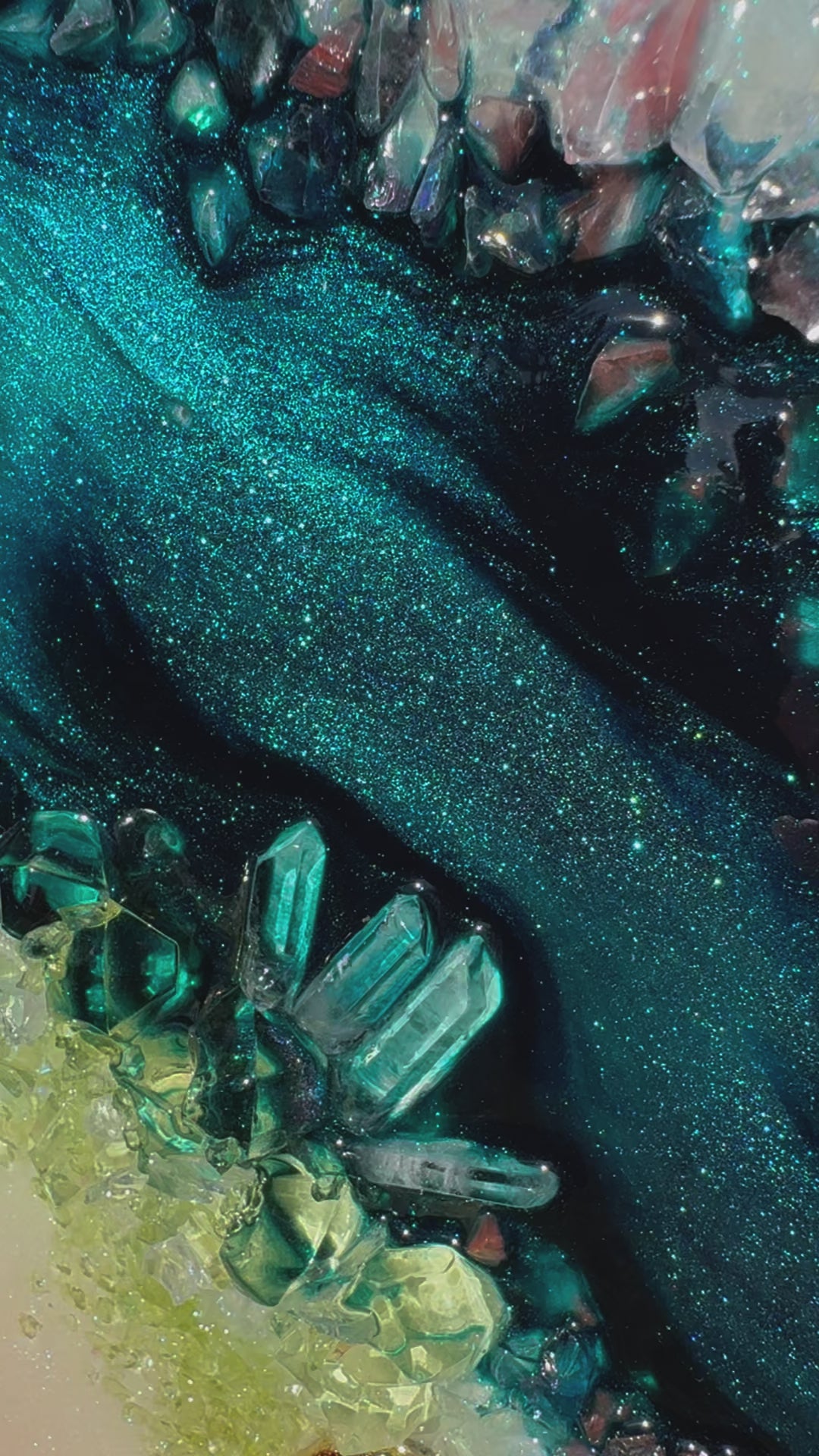 Heart Reef Bliss Set of 2 with Swarovski, Amethyst, Agate, Quartz on Canvas 40x50cm