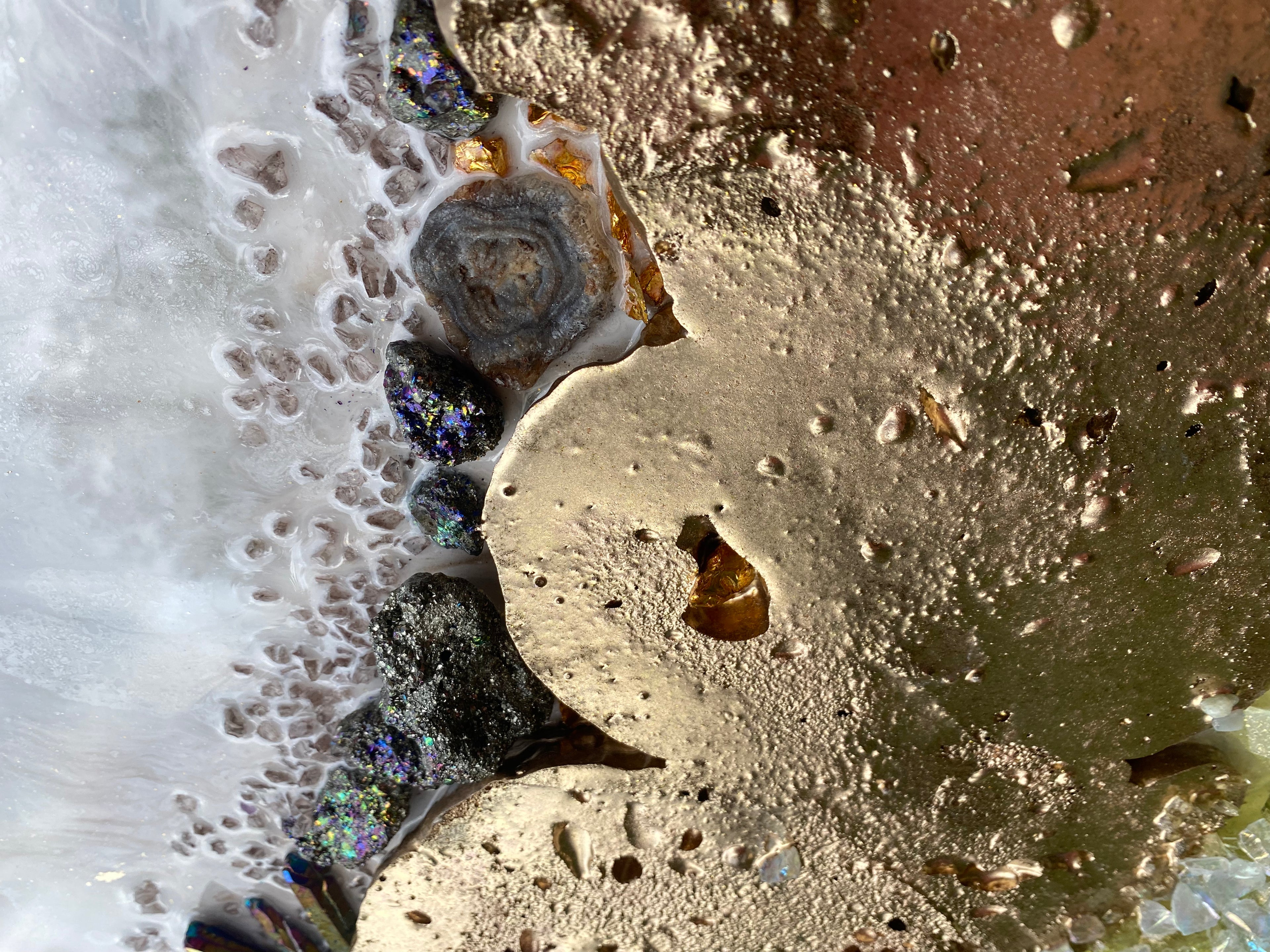 Golden Coast Strip - Two Oceans with  Quartz Round 110cm